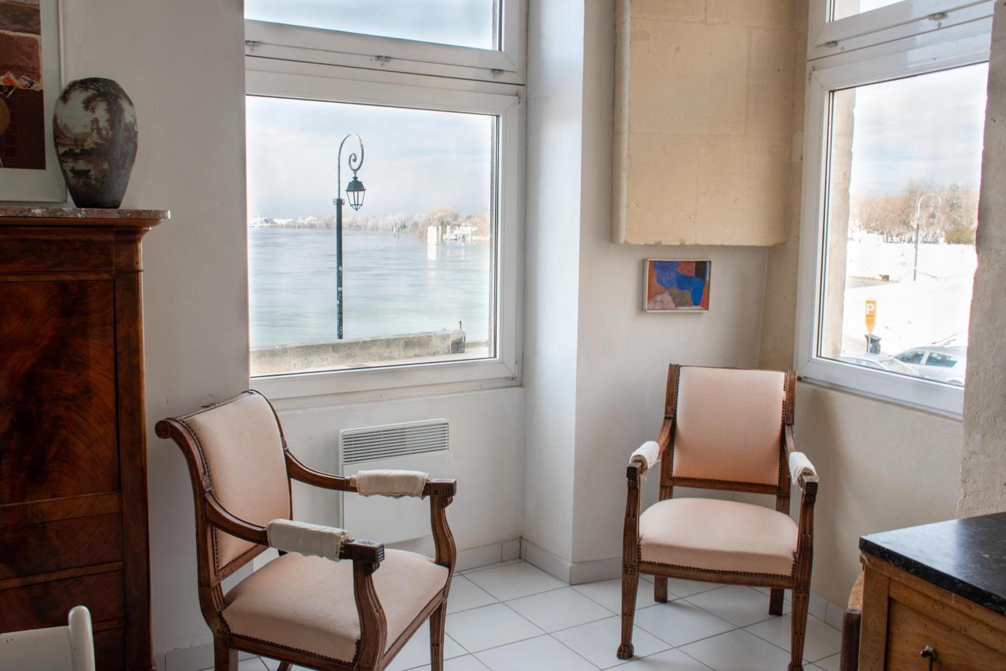 Renne - Vue Imprenable Sur Le Rhone Daire Arles Dış mekan fotoğraf